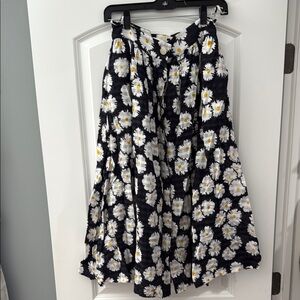 Mi Black and White Bubble Midi Skirt